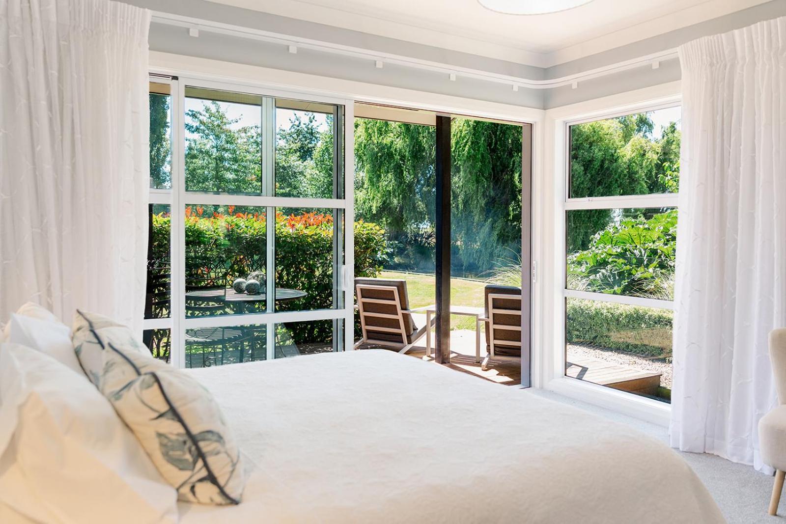 Revive On Oakview Boutique Beauty And Accommodation Ashburton Dış mekan fotoğraf